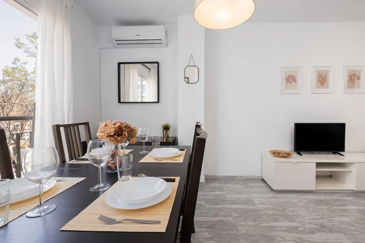 C17 Lovely 2 Bdr Apartment Malaga 0*,