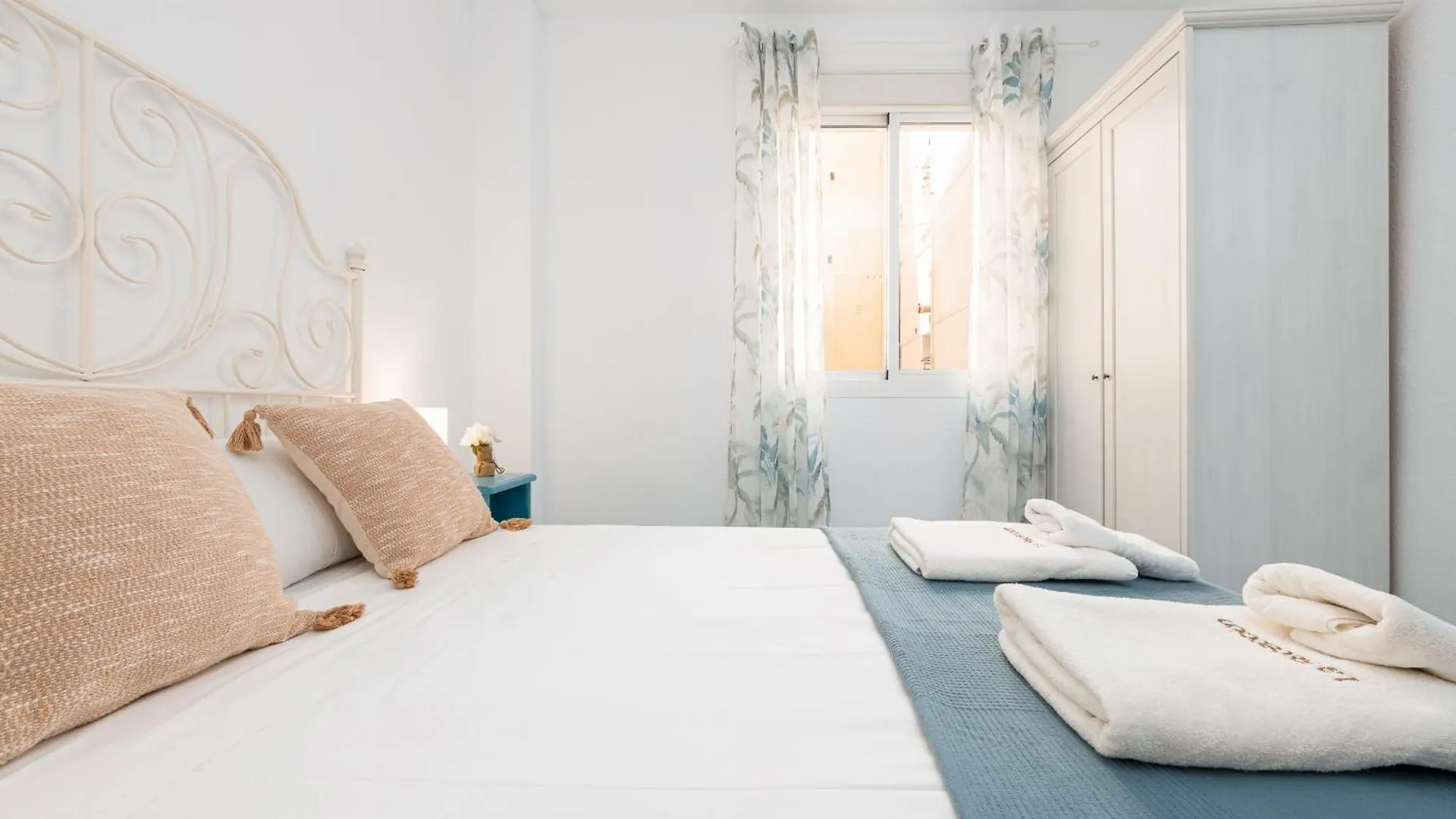 C17 Lovely 2 Bdr Apartment Malaga